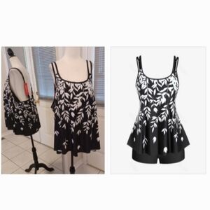 2/$50 New Leaf Print Tankini - Size 4X (US22)